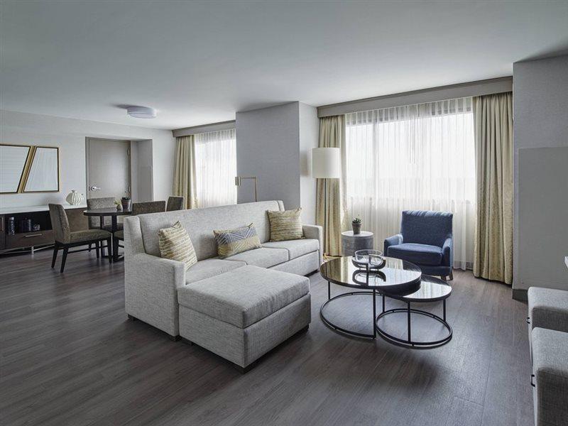 Готель Detroit Marriott Трой Екстер'єр фото