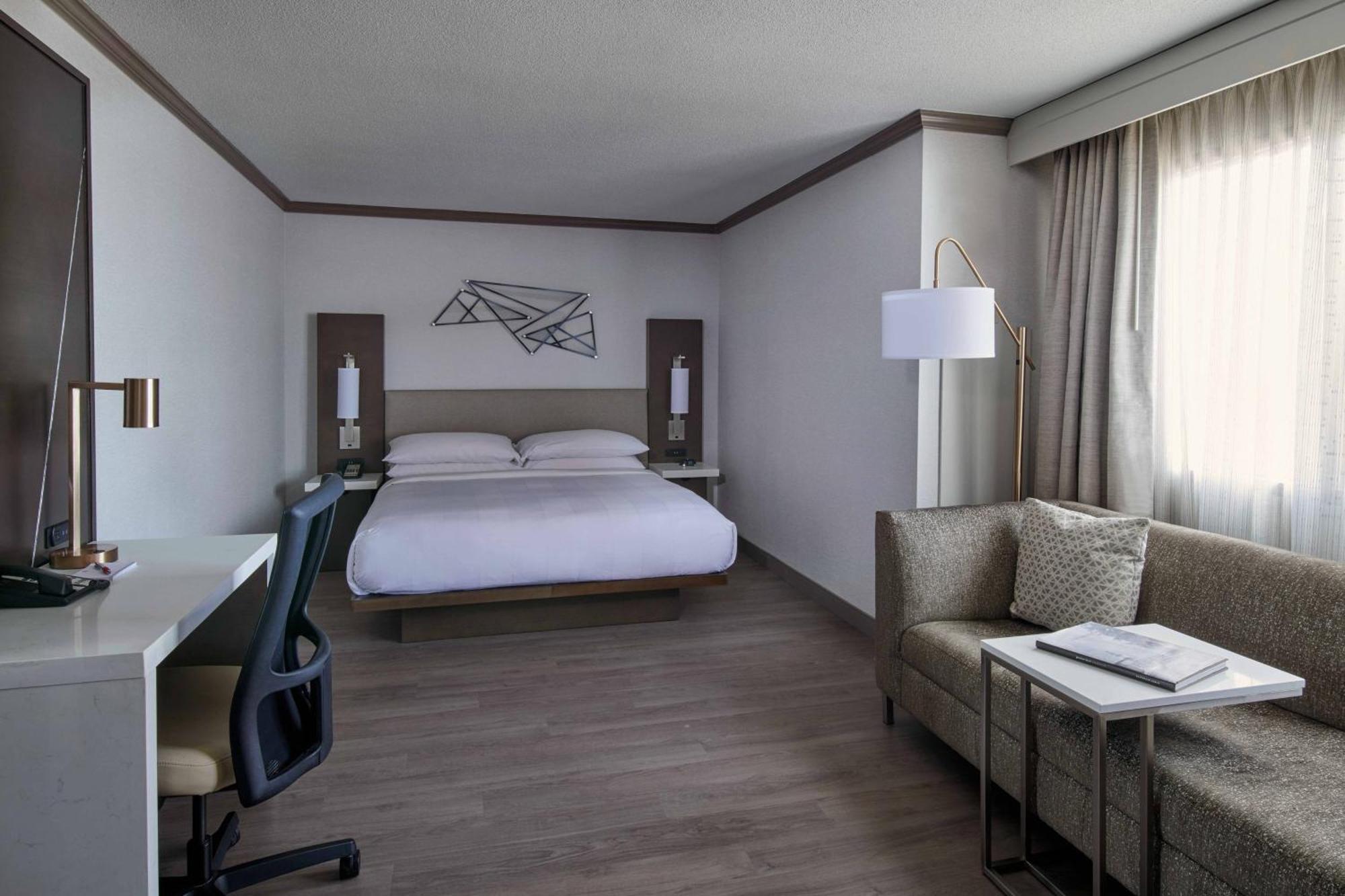 Готель Detroit Marriott Трой Екстер'єр фото