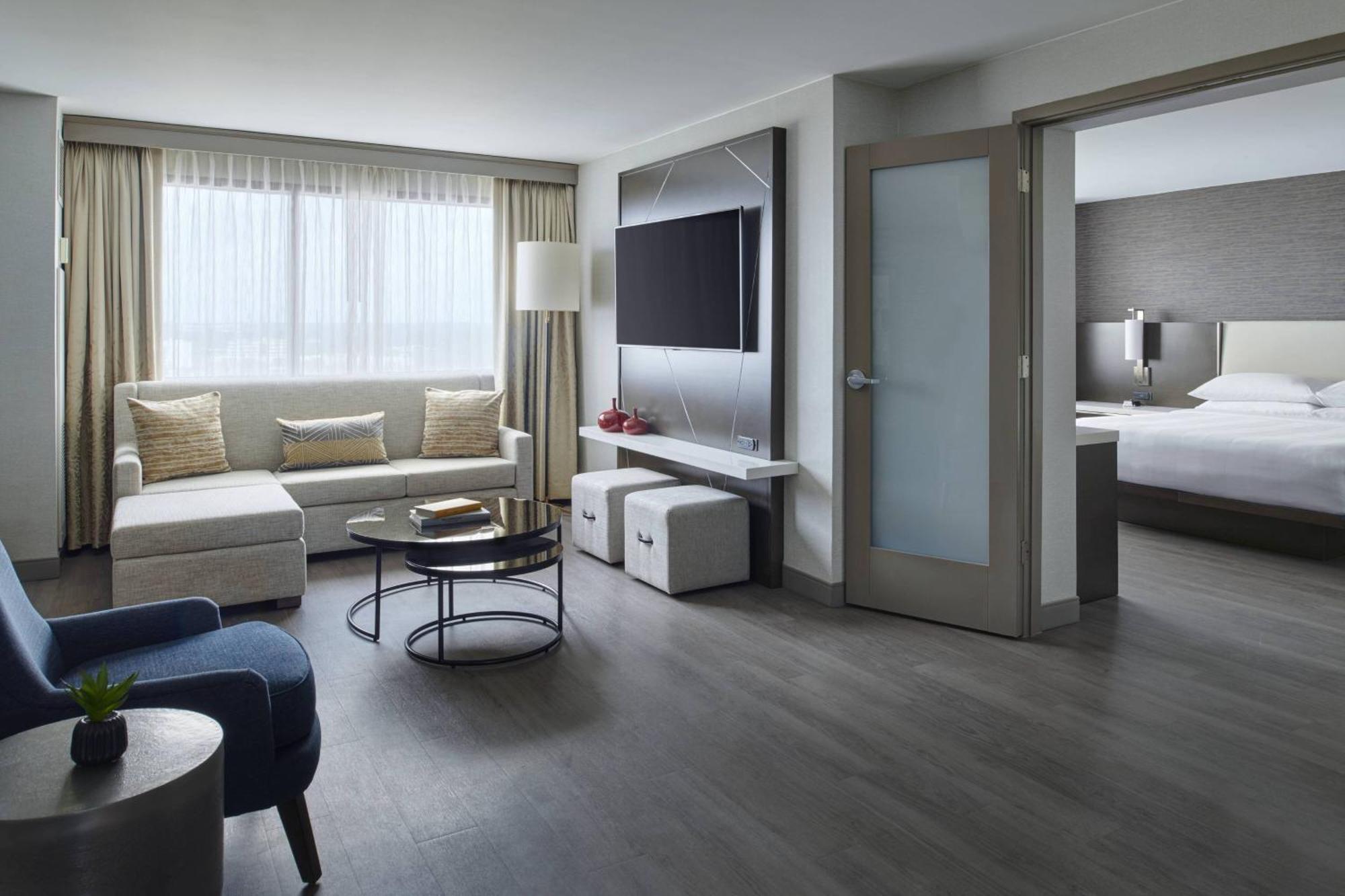 Готель Detroit Marriott Трой Екстер'єр фото