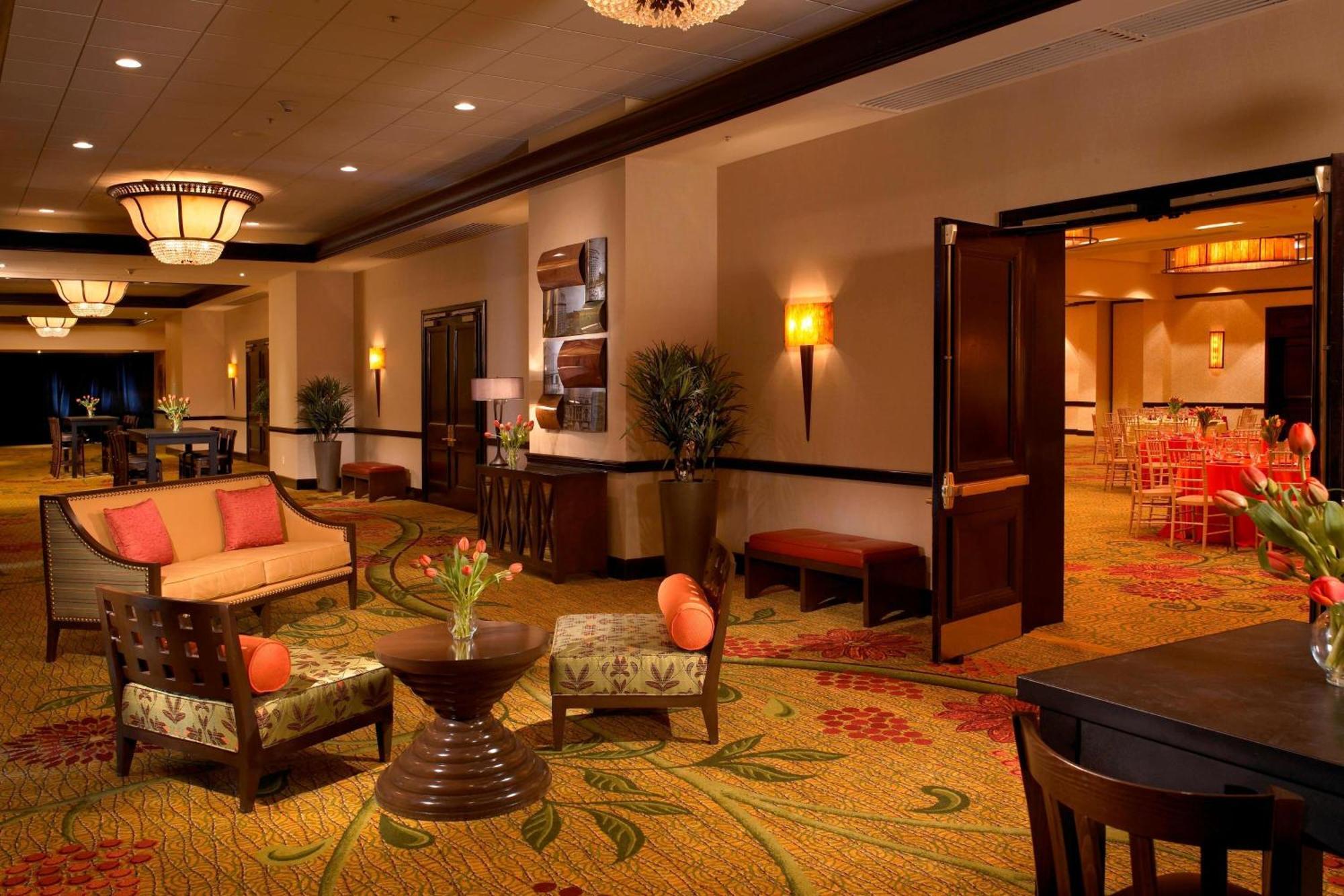 Готель Detroit Marriott Трой Екстер'єр фото